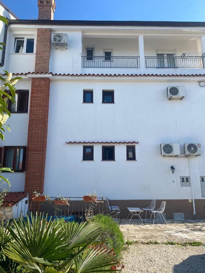 Apartments Nikval Rovinj Eksteriør billede