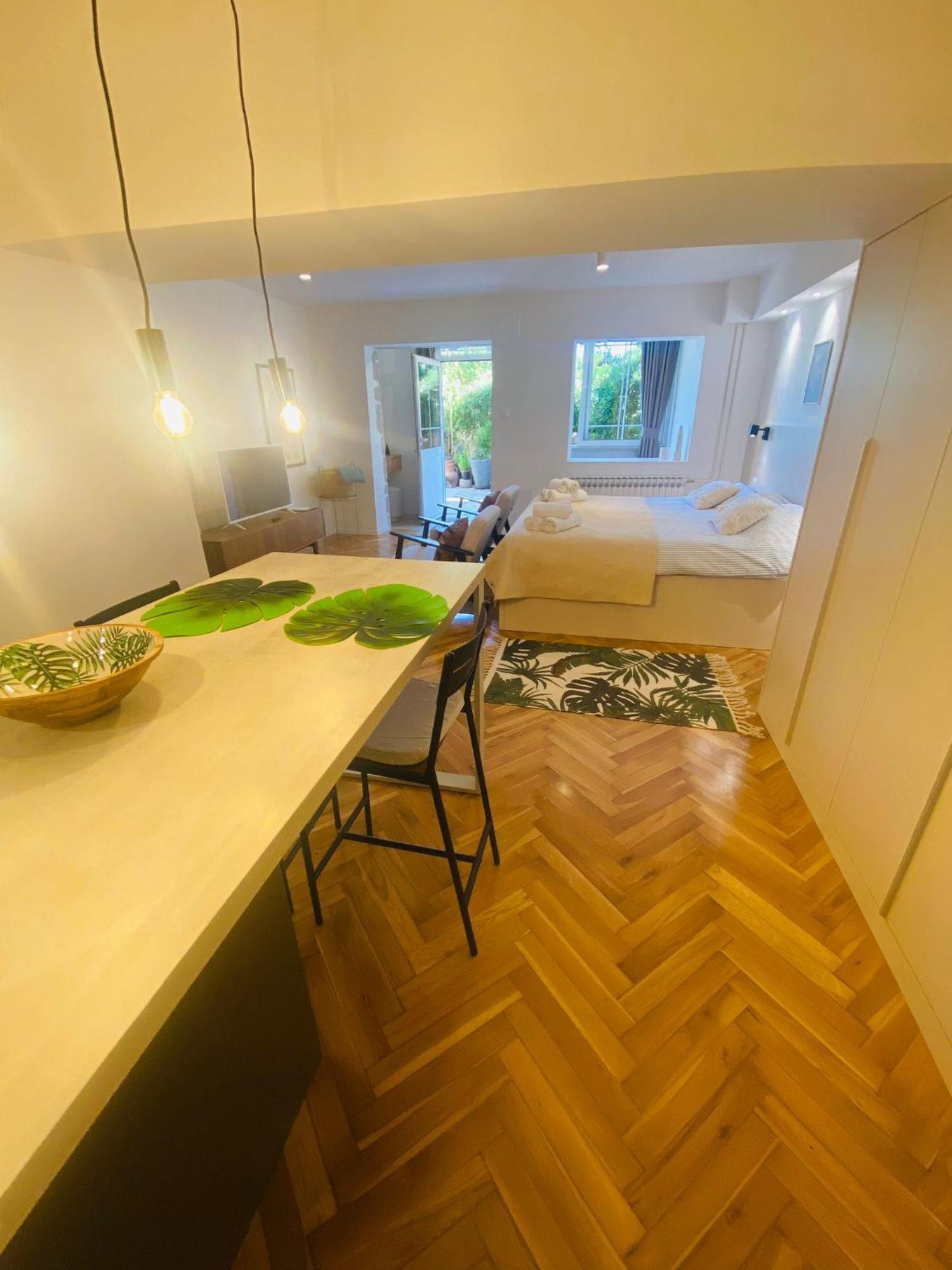 Apartments Nikval Rovinj Eksteriør billede